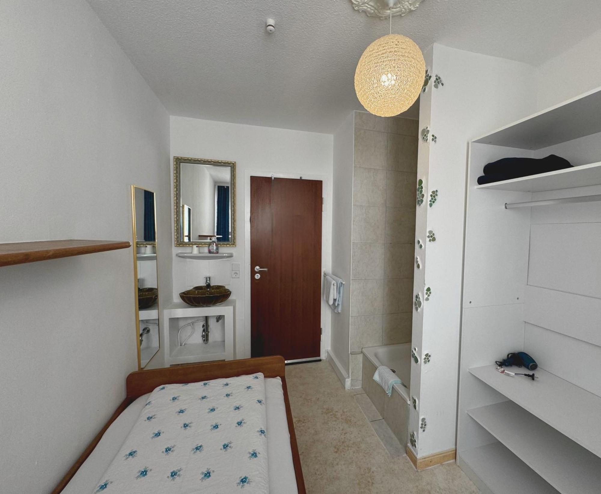 Hostel Heinzelmaennchen Köln Ngoại thất bức ảnh