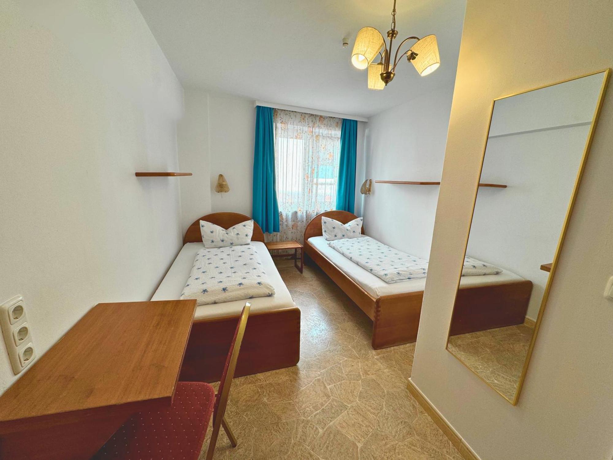Hostel Heinzelmaennchen Köln Ngoại thất bức ảnh