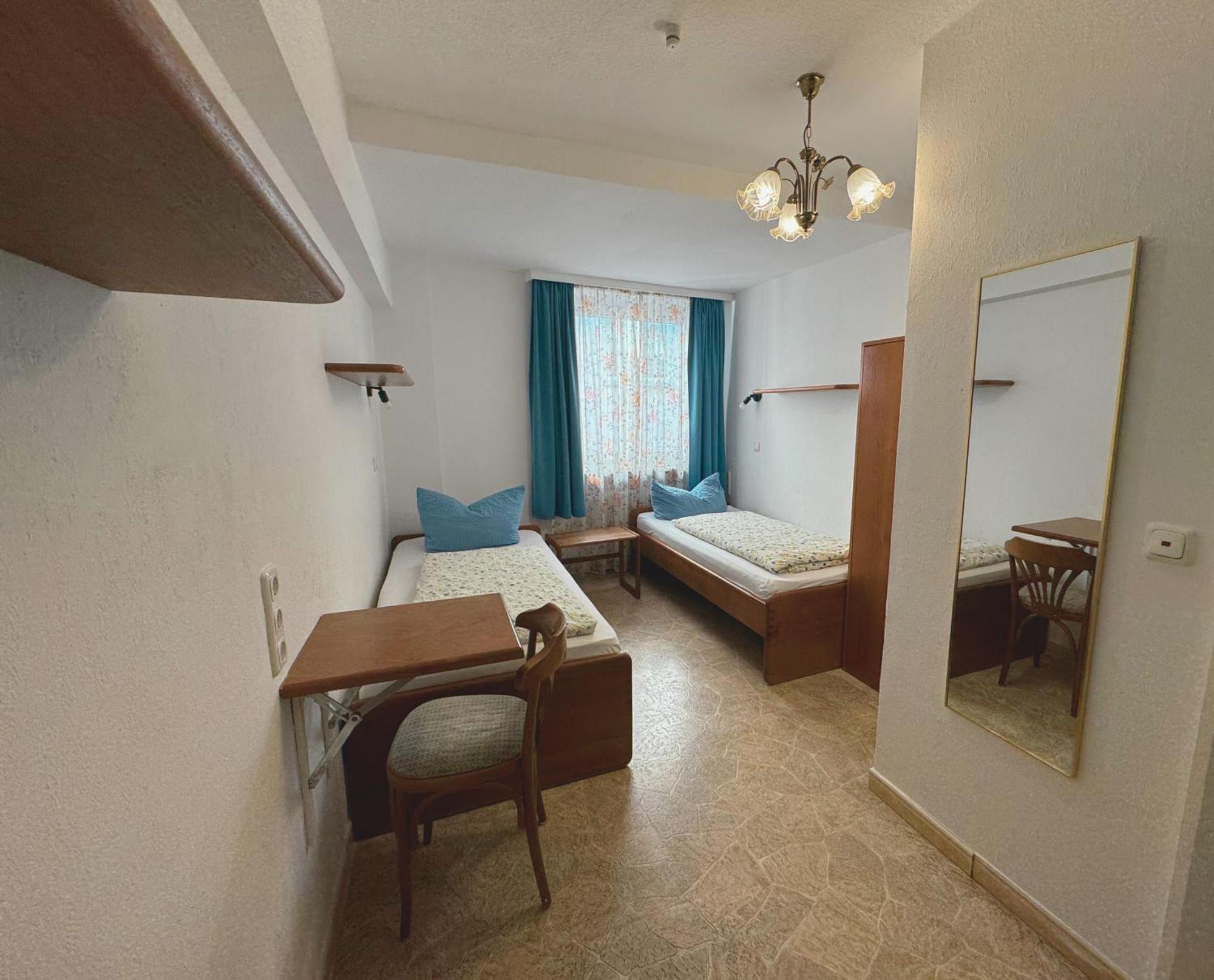 Hostel Heinzelmaennchen Köln Ngoại thất bức ảnh