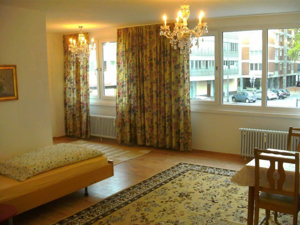 Hostel Heinzelmaennchen Köln Ngoại thất bức ảnh